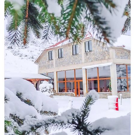 Victorian Heights Hotel Popova Shapka Exterior photo